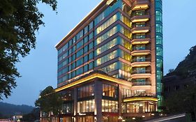 Yusense Hotel